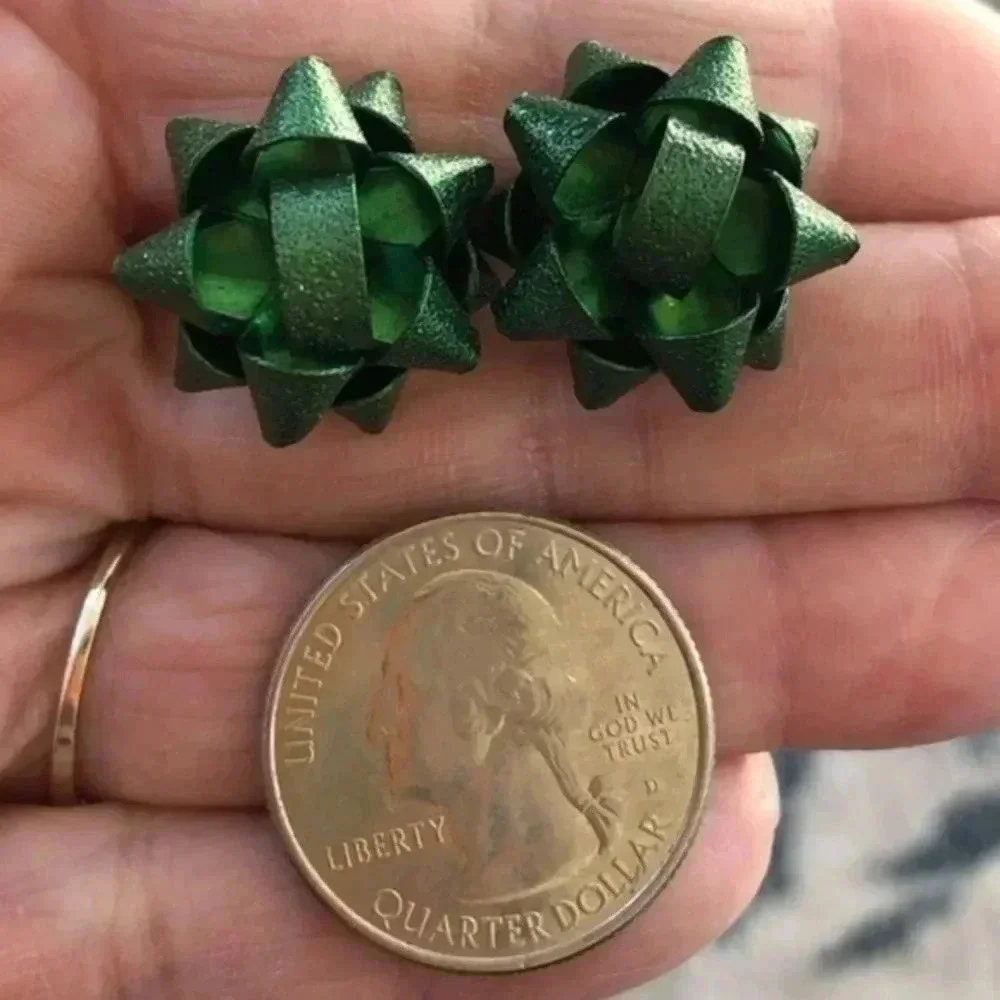 Green Textured Metal Holiday Bow Stud Earrings NWT